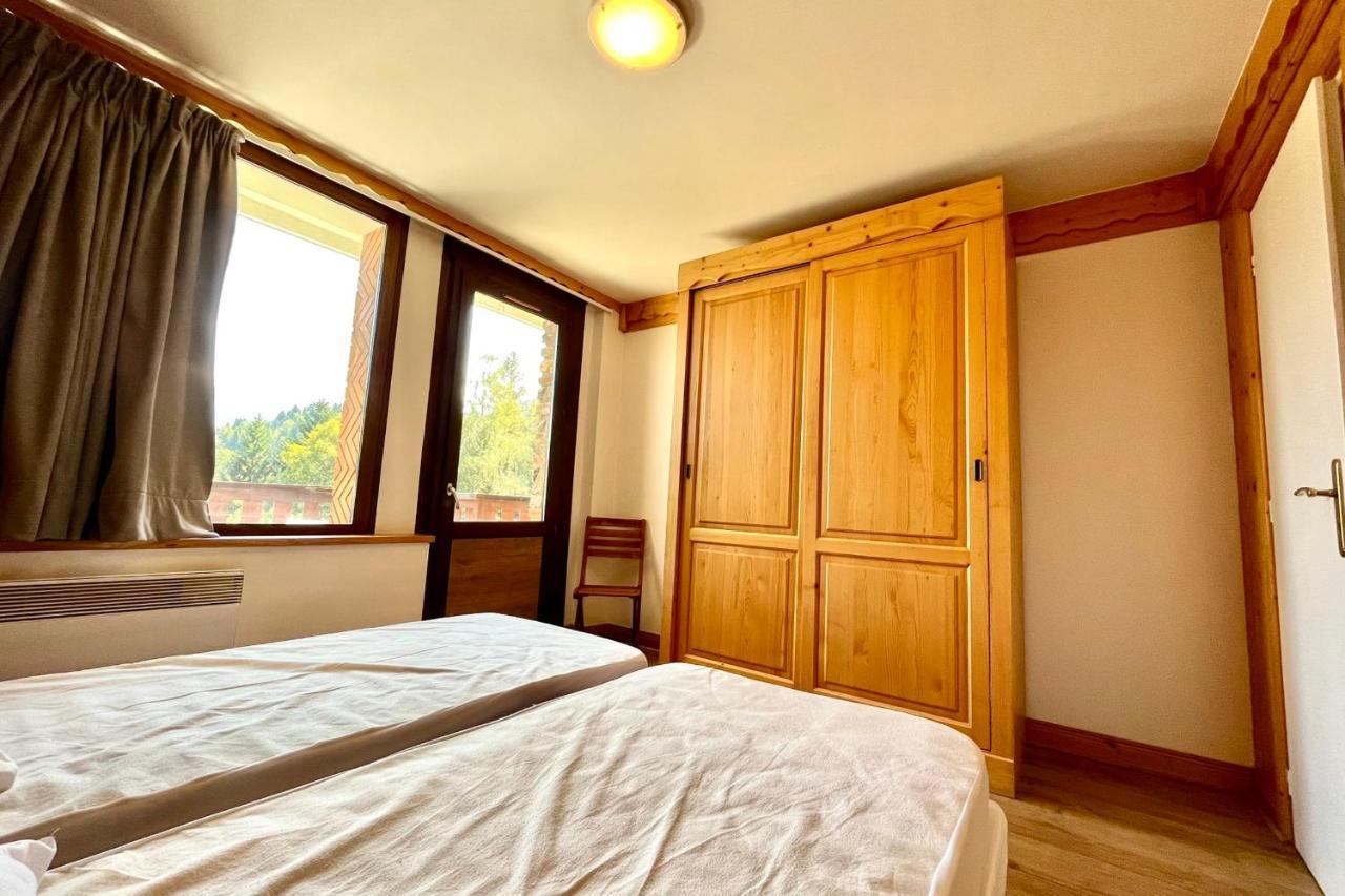 Cosy Chalet With Terrace Combloux Buitenkant foto